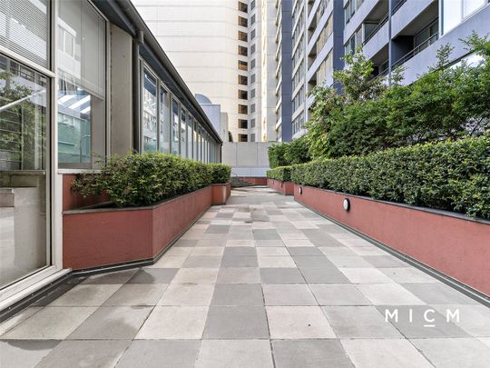 141/416 St Kilda Road - Photo 1