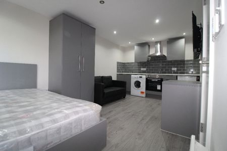 Market Street West Flat, PRESTON, Lancashire PR1 2HB - Photo 2