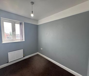 3 bedroom House To Let - Photo 4
