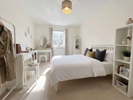 Ranulf Road, CM6, Dunmow - Photo 3