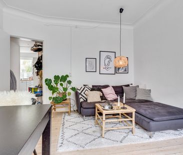 <b>VELDISPONERET 2-VÆRELSES LEJLIGHED I CENTRUM</b><br> - Foto 2