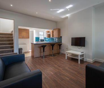 30 Victoria Street, Huddersfield, HD5 - Photo 3