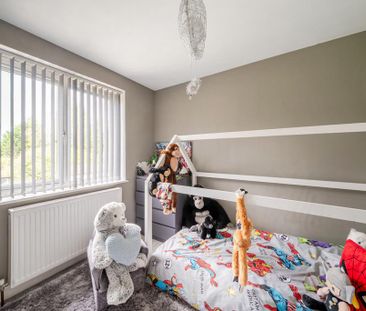 5 bedroom semi-detached house to rent - Photo 6