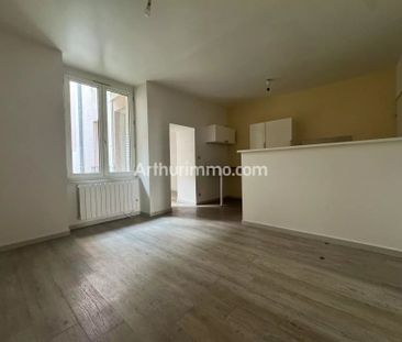 Location Appartement 3 pièces 56 m2 à Lons-le-Saunier - Photo 3