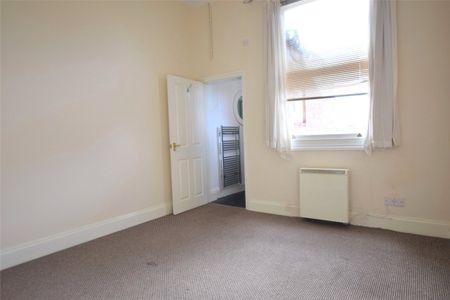 Eastgate Street, Gloucester, Gloucestershire, GL1 - Photo 2