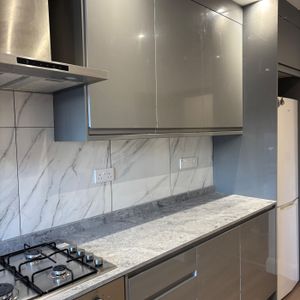 2 bed Apartment - To Let - Photo 2