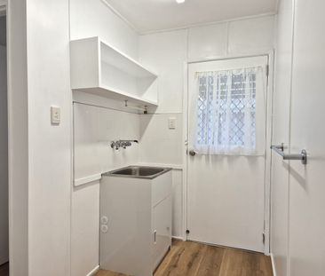 2 STOREY, 2 BEDROOM UNIT CLOSE TO CBD - Photo 6