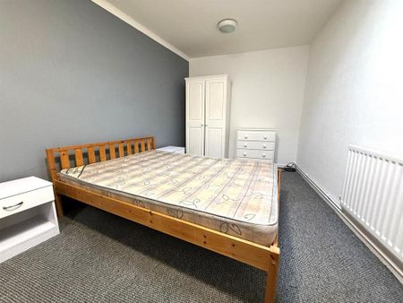 2 bedroom detached bungalow to rent - Photo 3