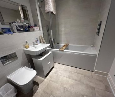 2 bedroom bungalow to rent - Photo 2