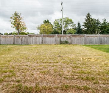 For Lease - 15 Shipley Avenue, Collingwood, Ontario - Photo 5