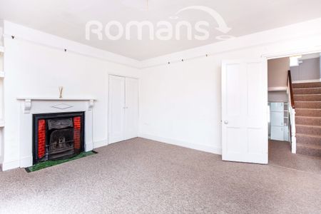 2 bedroom maisonette to rent - Photo 5