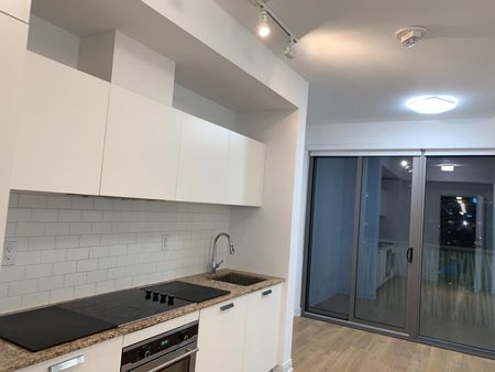 For Lease - 50 Charles Street Unit# 804, Toronto, Ontario - Photo 4