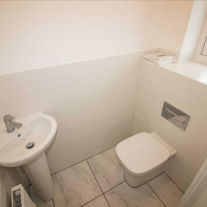 2 bedroom semi-detached house to rent - Photo 1