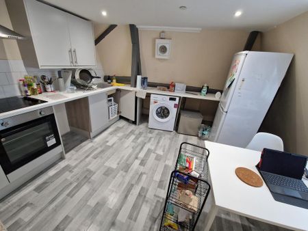 1 bedroom flat to rent - Photo 5