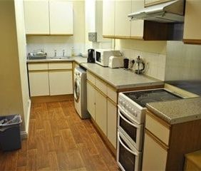 Room in a Shared House, Bristol, BS2 - Photo 4
