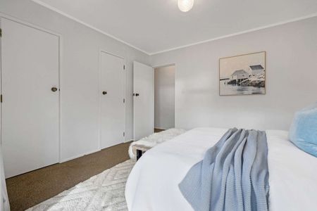 Newly Renovated Home - Waihi - Photo 4