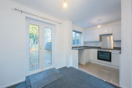 2 bedroom terraced house to rent - Photo 5