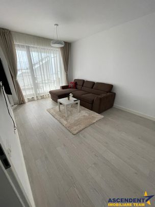 Garsoniera Ultracentrala, de 40 mp, decomandata, cu terasa, mobilata si utilata - Photo 1