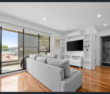 Bright & Spacious St Albans Apartment - Photo 3