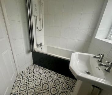 Charles Street, Swinton, Manchester - Photo 4