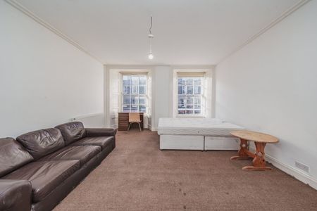 3 bedroom apartment to rent - Photo 2