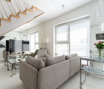 Mieszkanie z antresolą|Targówek|Klimatyzacja|Garaż 30 m² - Photo 1