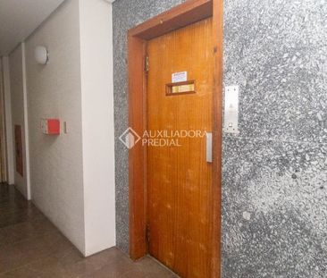 Apartamento com 1 quarto e 50m² para alugar em Independência, Porto... - Photo 6