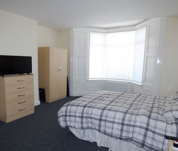 2 bed apartment to rent in Northcote Street, South Shields, NE33 - Photo 4