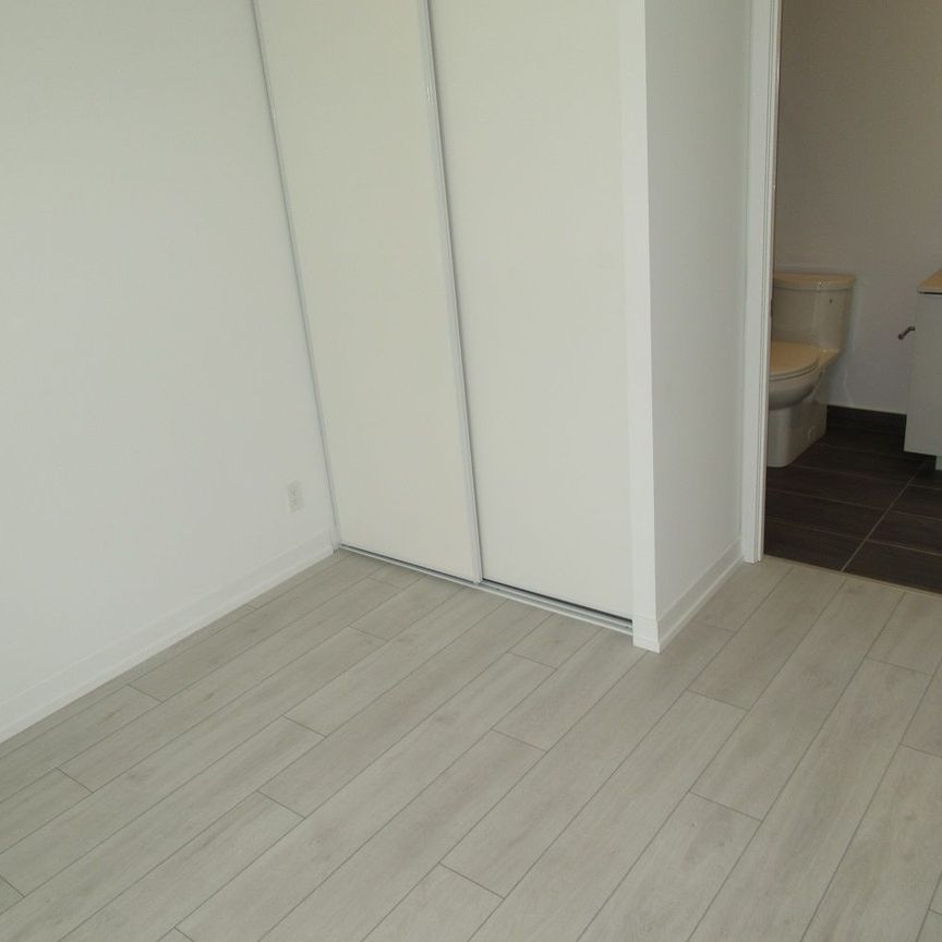 For Lease - 5 Buttermill Avenue Unit# 805, Vaughan, Ontario - Photo 1