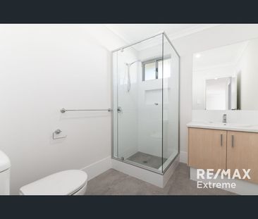 31A Surfers Street, Alkimos, WA 6038 - Photo 6