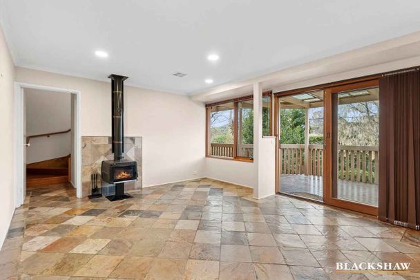 Charming Four Bedroom Family Home - Photo 1