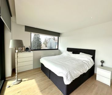 1410, Waterloo - Photo 4