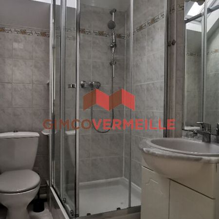 Location Appartement 1 pièce 23m² - Photo 3