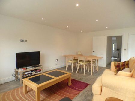 3 bedroom bungalow to rent - Photo 2