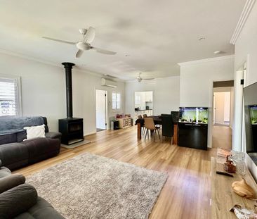 Spacious 4-Bedroom Home with A/C, Shed & Outdoor Entertaining - Photo 1