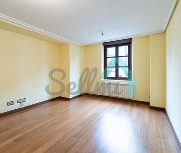 Alquiler de piso en Calle Campoamor - Photo 4