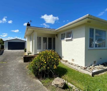 THREE BEDROOMS - HOKOWHITU - Photo 5