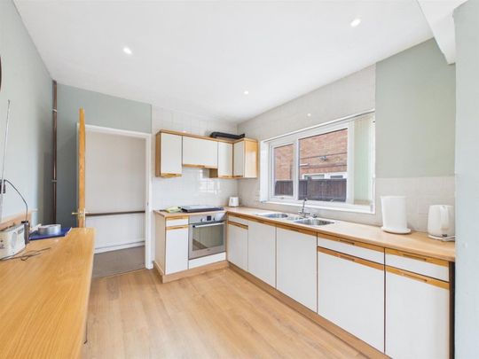 2 BED Bungalow To rent - Photo 1