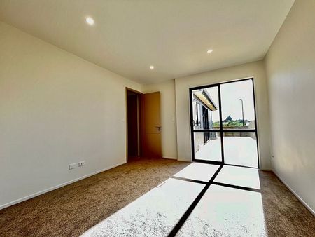 Nearly New 4 Bedroom House in Pukekohe - Photo 5