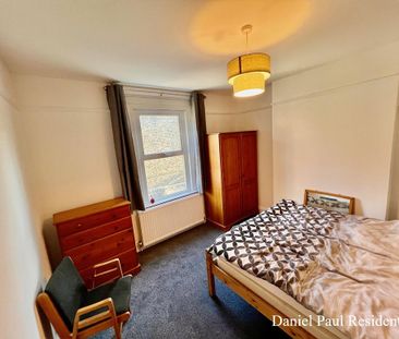 2 bedroom maisonette to rent - Photo 4