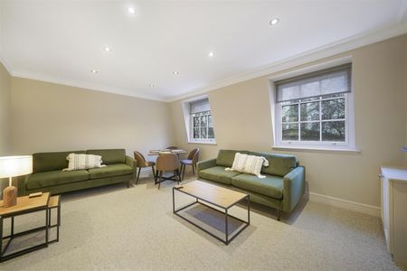 2 bedroom flat - Photo 4