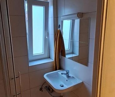 42 m² Wohnung in Top-Lage – neue Einbauküche & Klimaanlage - Photo 4