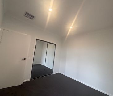 A Perfect Blend of Space, Style, and Comfort - Photo 5