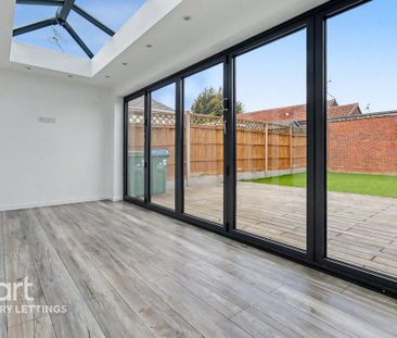 2 bedroom bungalow to rent - Photo 1