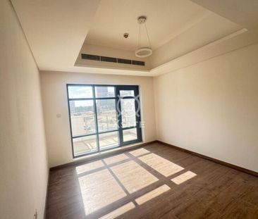 Premium Layout | 4BR +Maid’s Room | Ready To Move - Photo 5