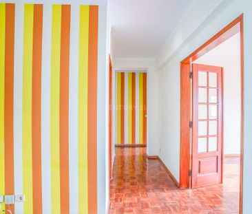 Apartamento T3, na Rua Vitorino Fróis, Caldas da Rainha - Photo 1