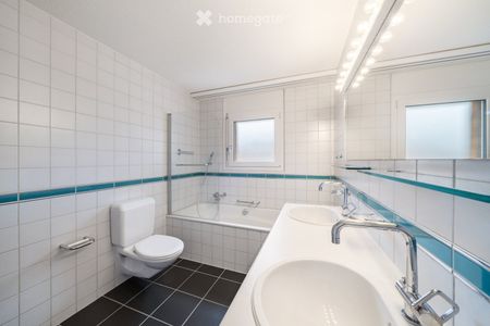 Premium Haus am Zürichsee | Grosszügige 5.5-Zimmer-Reinhenhaus im steuergünstigen Altendorf - Photo 5
