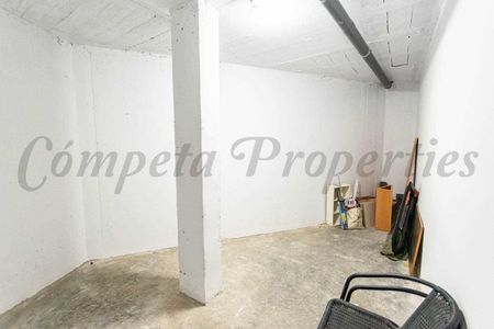 Apartment in Torrox, Andalucia , Costa del Sol - Photo 2