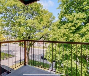 Au centre de Repentigny appartements 41/2 à Louer - Photo 1