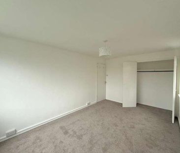 Station Parade, Denham Green, UB9 - Photo 5